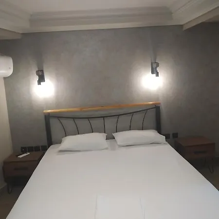Lägenhetshotell Elaea Boutique Pireus